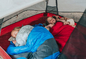 190T Polyester Cuaca Dingin Camping Sleeping Gear Bantalan Tidur Terisolasi Untuk Backpacking